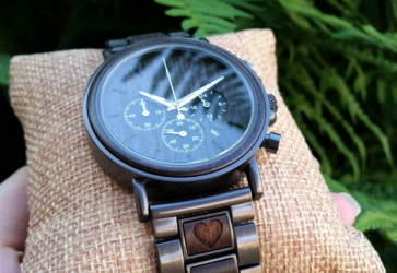 gravirovanie-na-remienok-motiv-srdiecka-vini