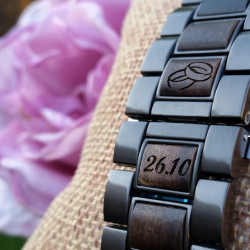 gravirovanie-svadobne-obrucky-vini