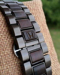 gravirovanie-remienok-znak-honda-vini