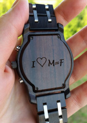 gravirovanie-text-so-srdieckom-vini