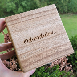 gravirovanie-na-krabicku-od-rodicov