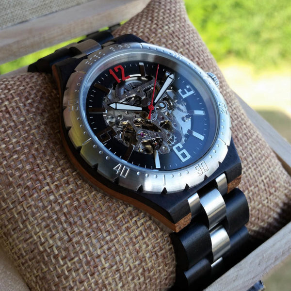 Mechanické drevené hodinky ABSOLUT BLACK