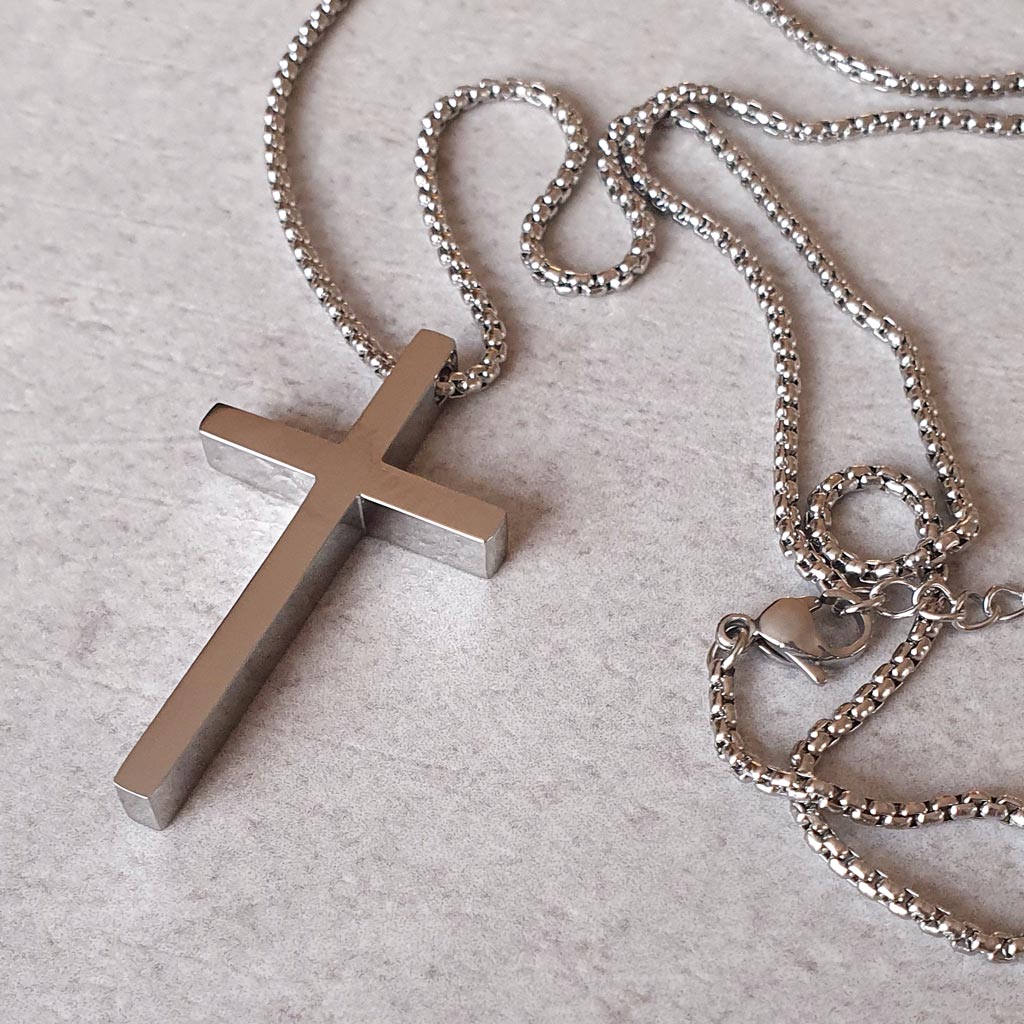 pansky-nahrdelnik-kriz-personalizovany-z-chirurgickej-ocele-8-vini