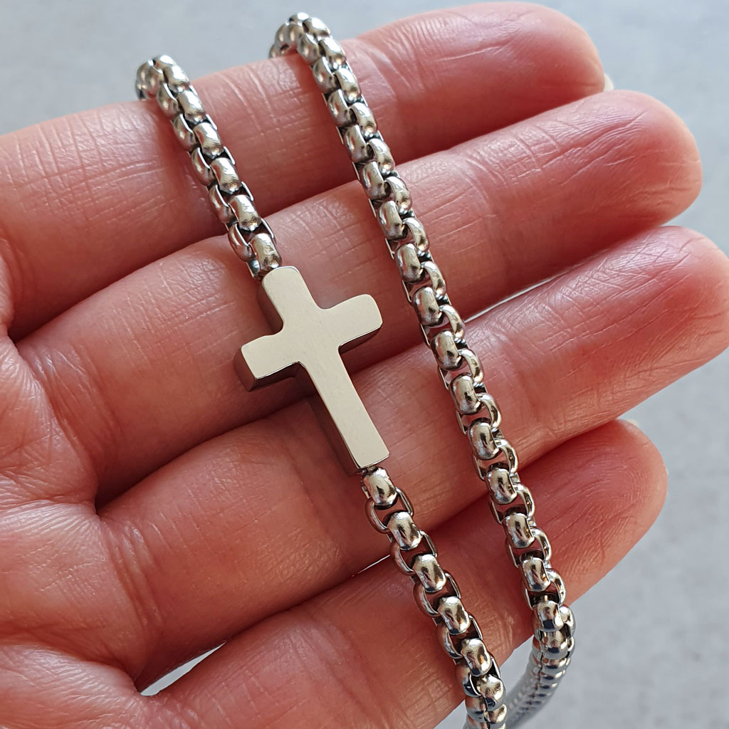 pansky-nahrdelnik-s-križikom-z-chirurgickej-ocele-2-vini