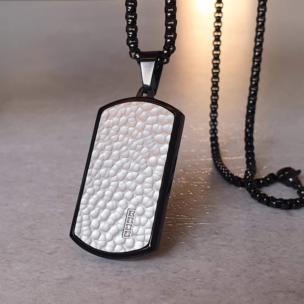 pansky-nahrdelnik-z-chirurgickej-ocele-imperial-ii-personalizovany-4-vini