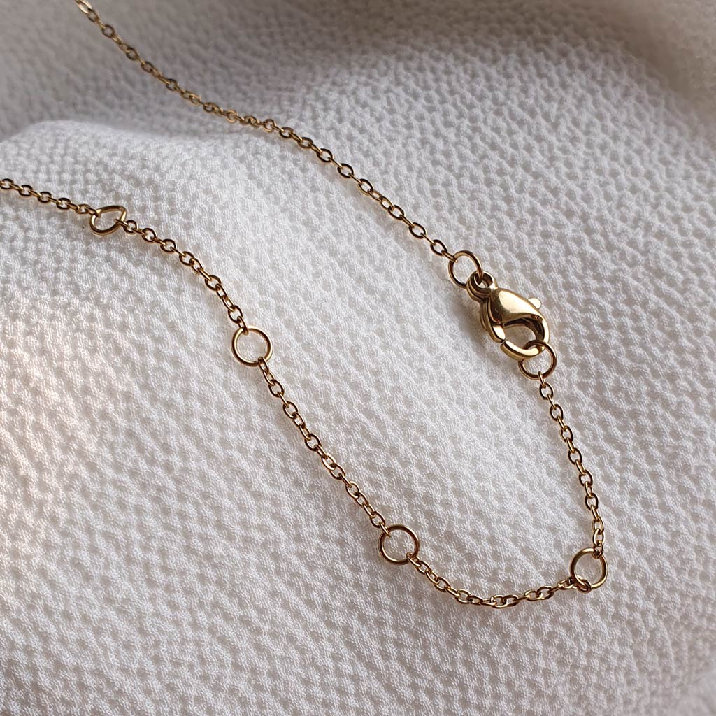 retiazka-detail-zapinania-1-vini retiazka s detailom zapínania